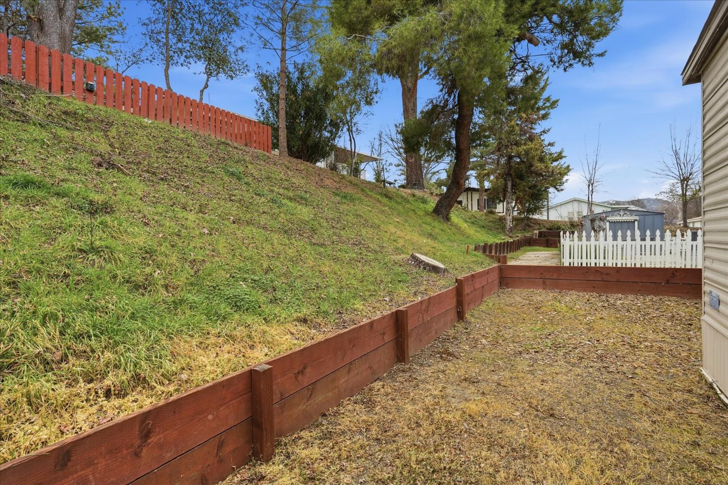 39678 Road 425B #52, Oakhurst, CA 93644