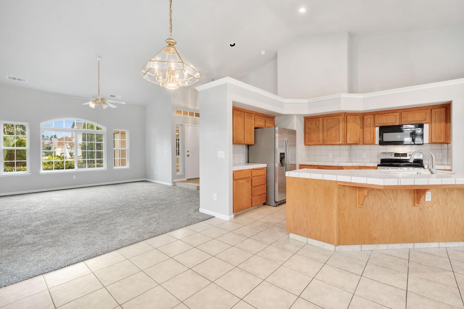 9629 N Paula Ave, Fresno, CA 93720