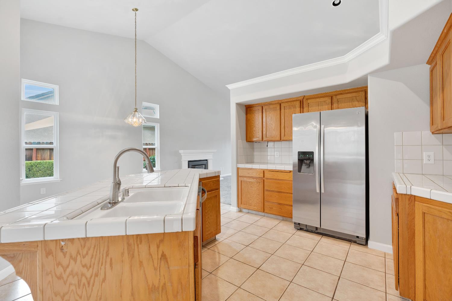 9629 N Paula Ave, Fresno, CA 93720