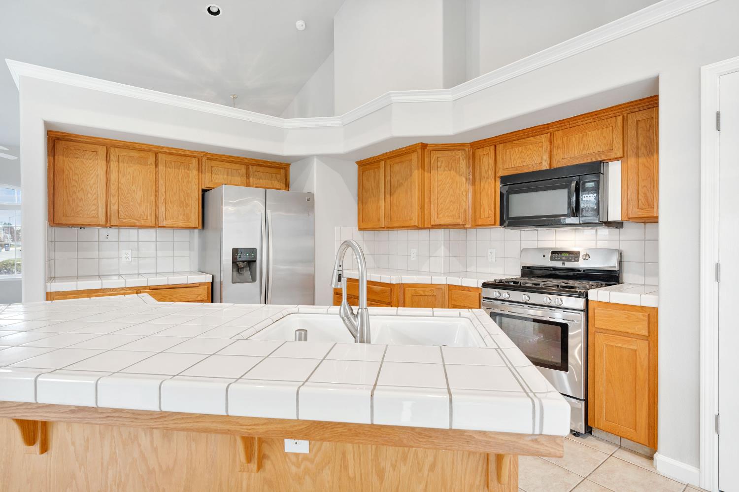 9629 N Paula Ave, Fresno, CA 93720