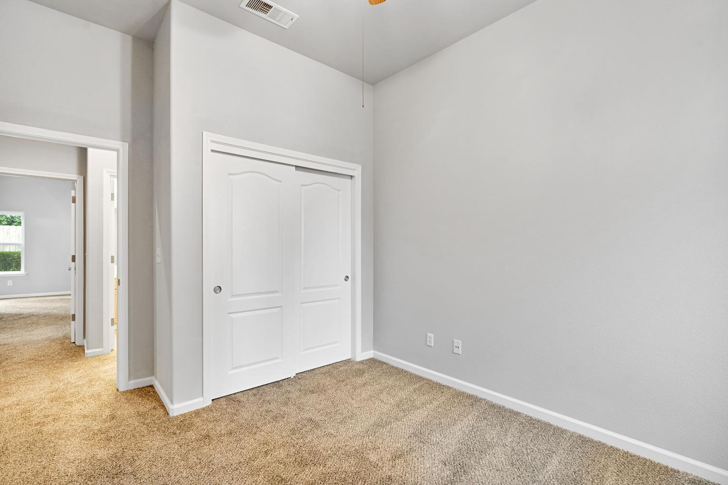 9629 N Paula Ave, Fresno, CA 93720