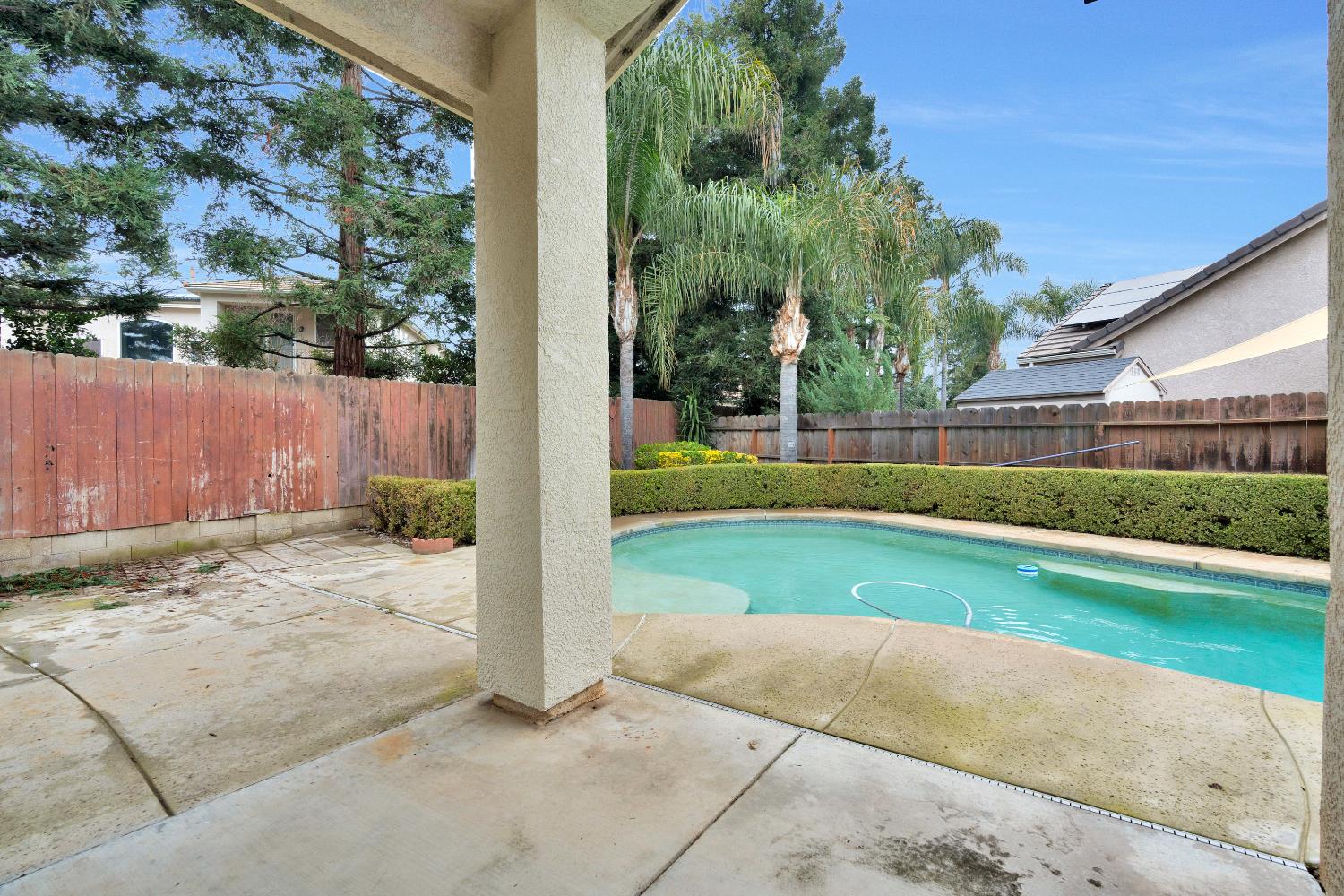 9629 N Paula Ave, Fresno, CA 93720