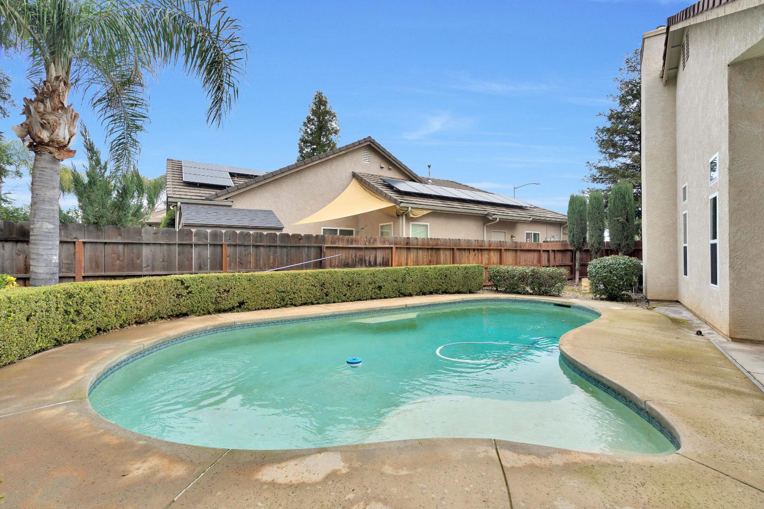 9629 N Paula Ave, Fresno, CA 93720