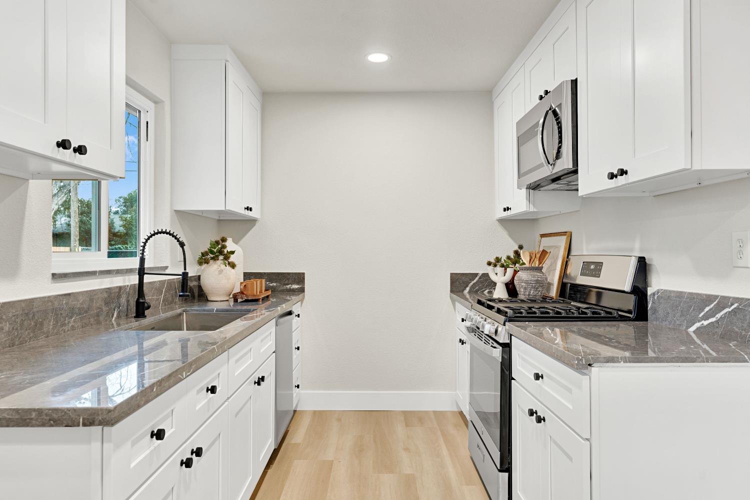 4676 E Orleans Ave, Fresno, CA 93702