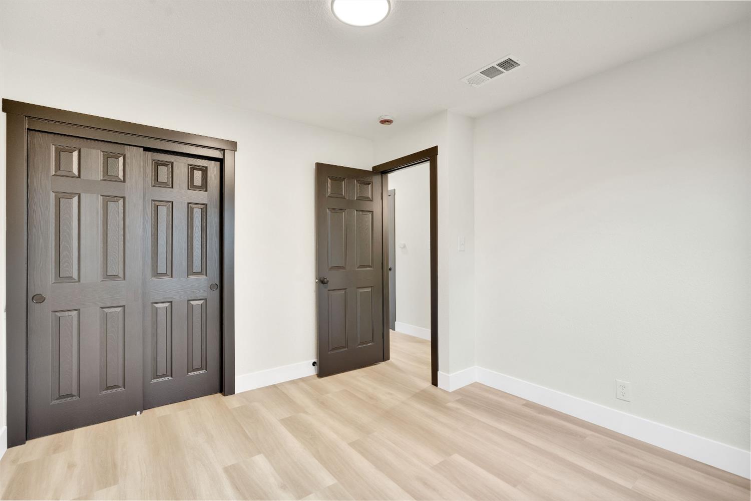 4676 E Orleans Ave, Fresno, CA 93702