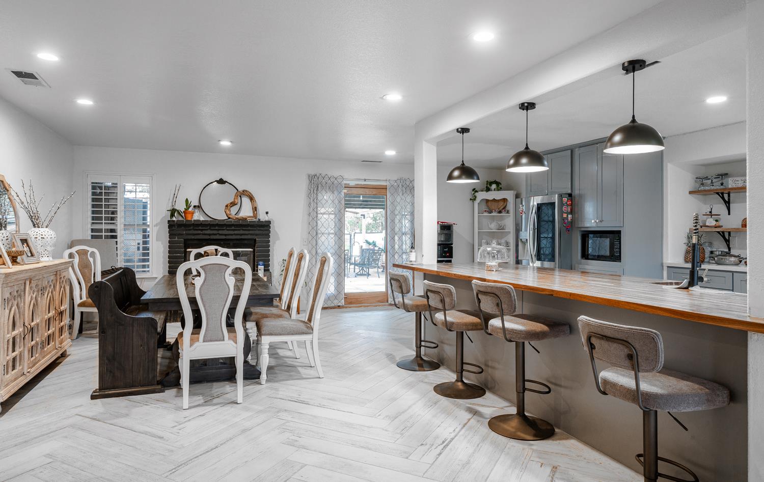 31144 James Ave, Madera, CA 93636