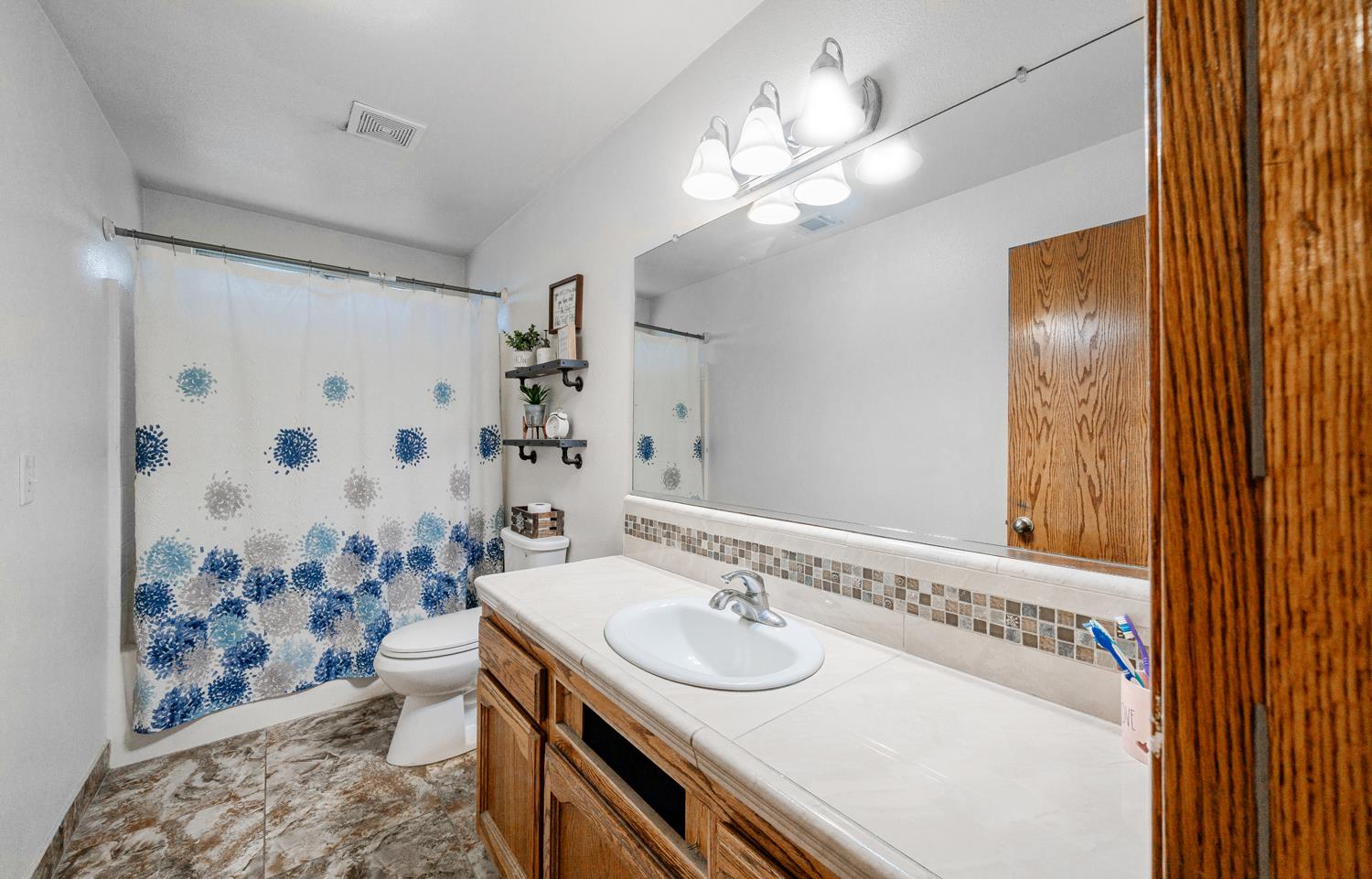 31144 James Ave, Madera, CA 93636