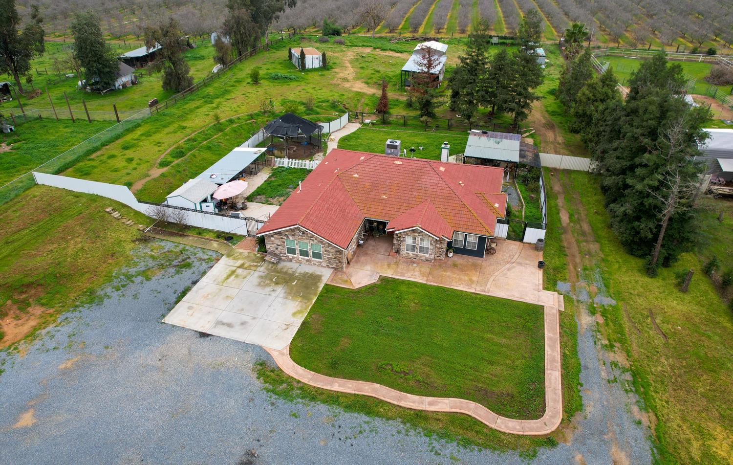 31144 James Ave, Madera, CA 93636