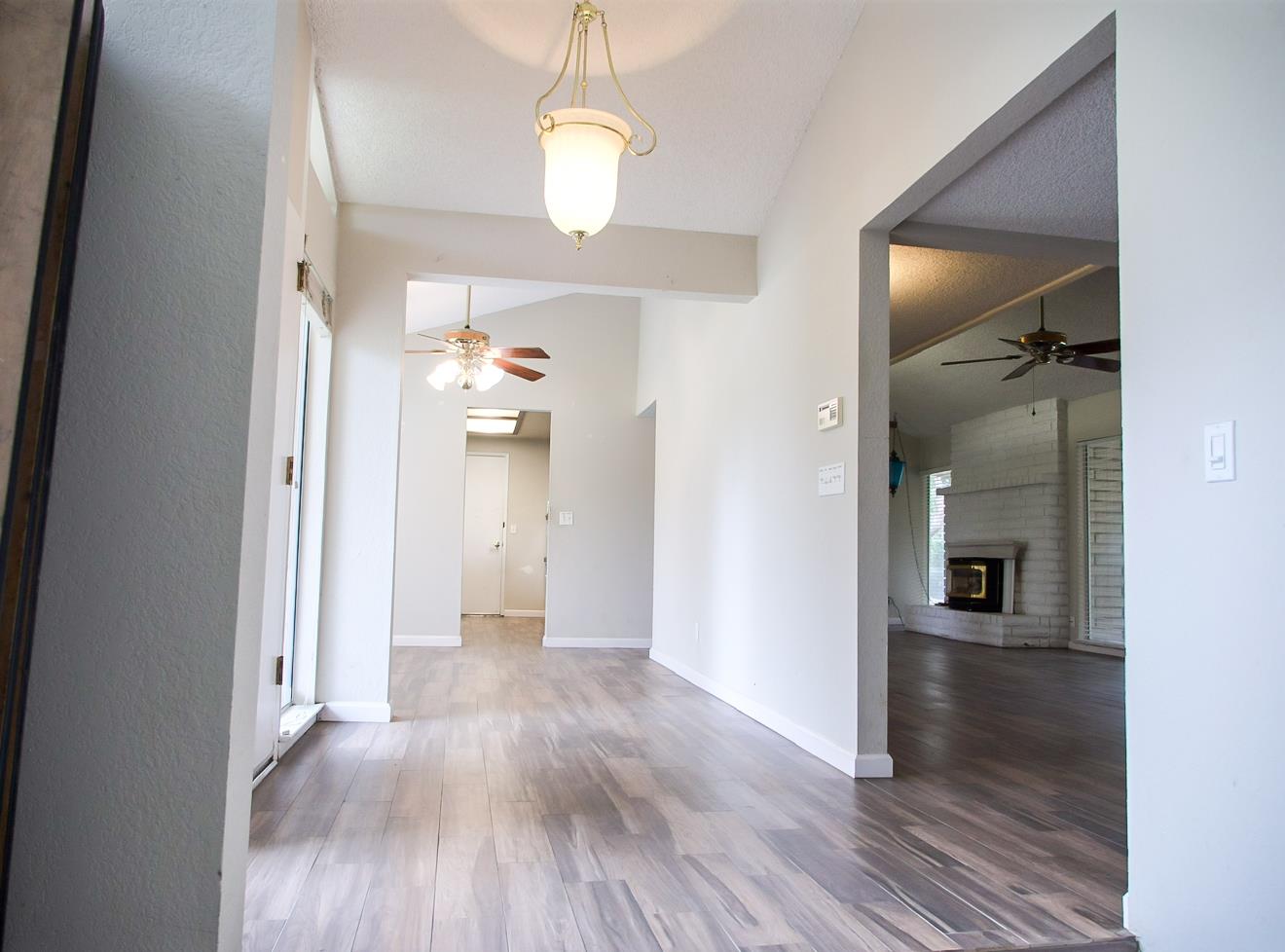 3027 W San Madele Ave, Fresno, CA 93711