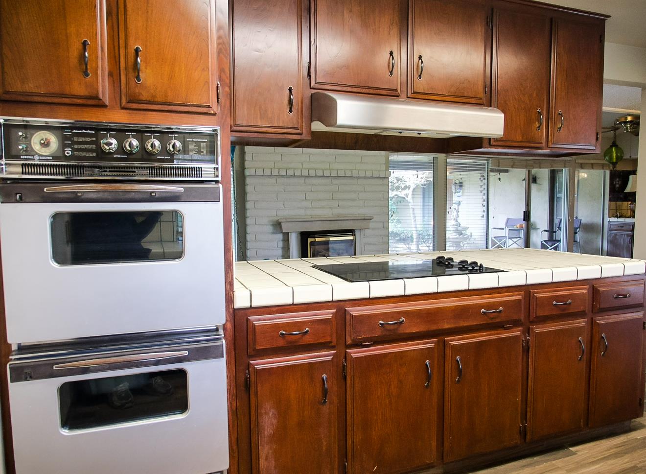 3027 W San Madele Ave, Fresno, CA 93711