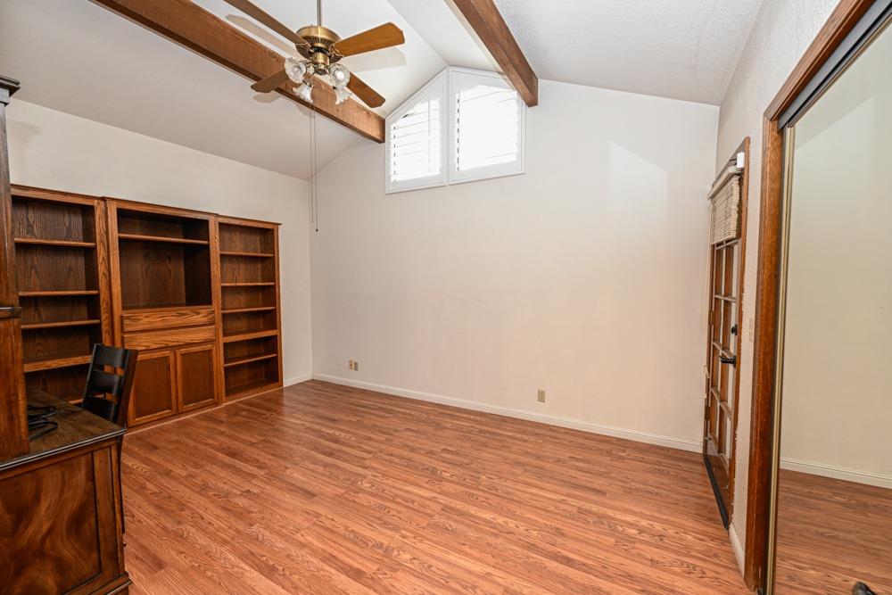 6189 N West, Fresno, CA 93711