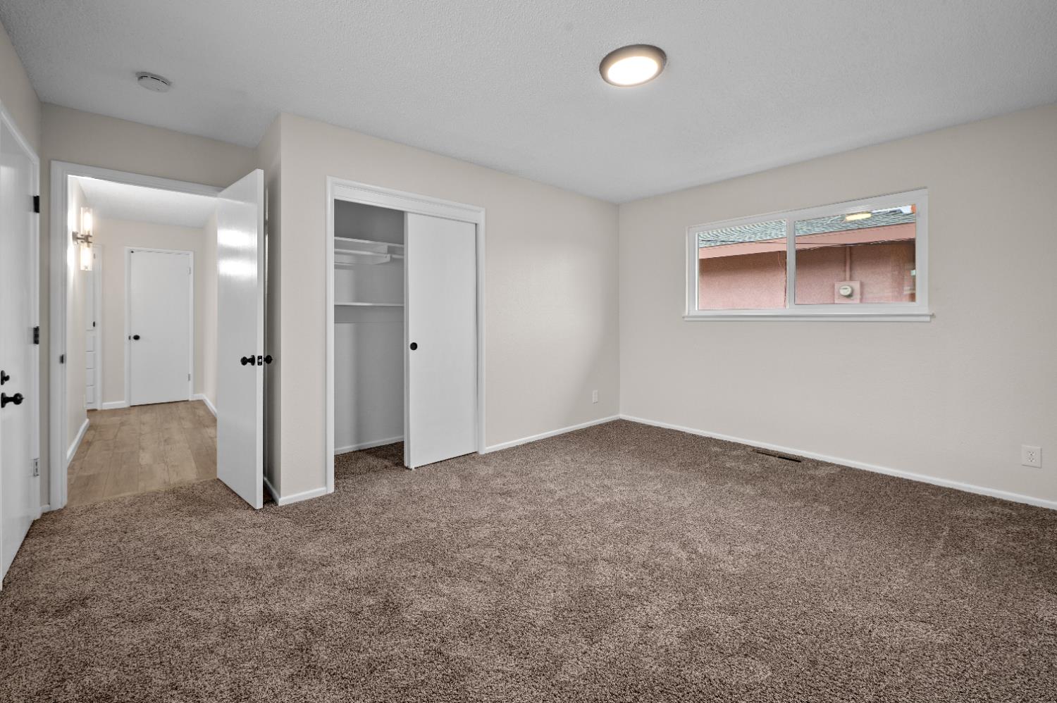 2834 N Hughes Ave, Fresno, CA 93705