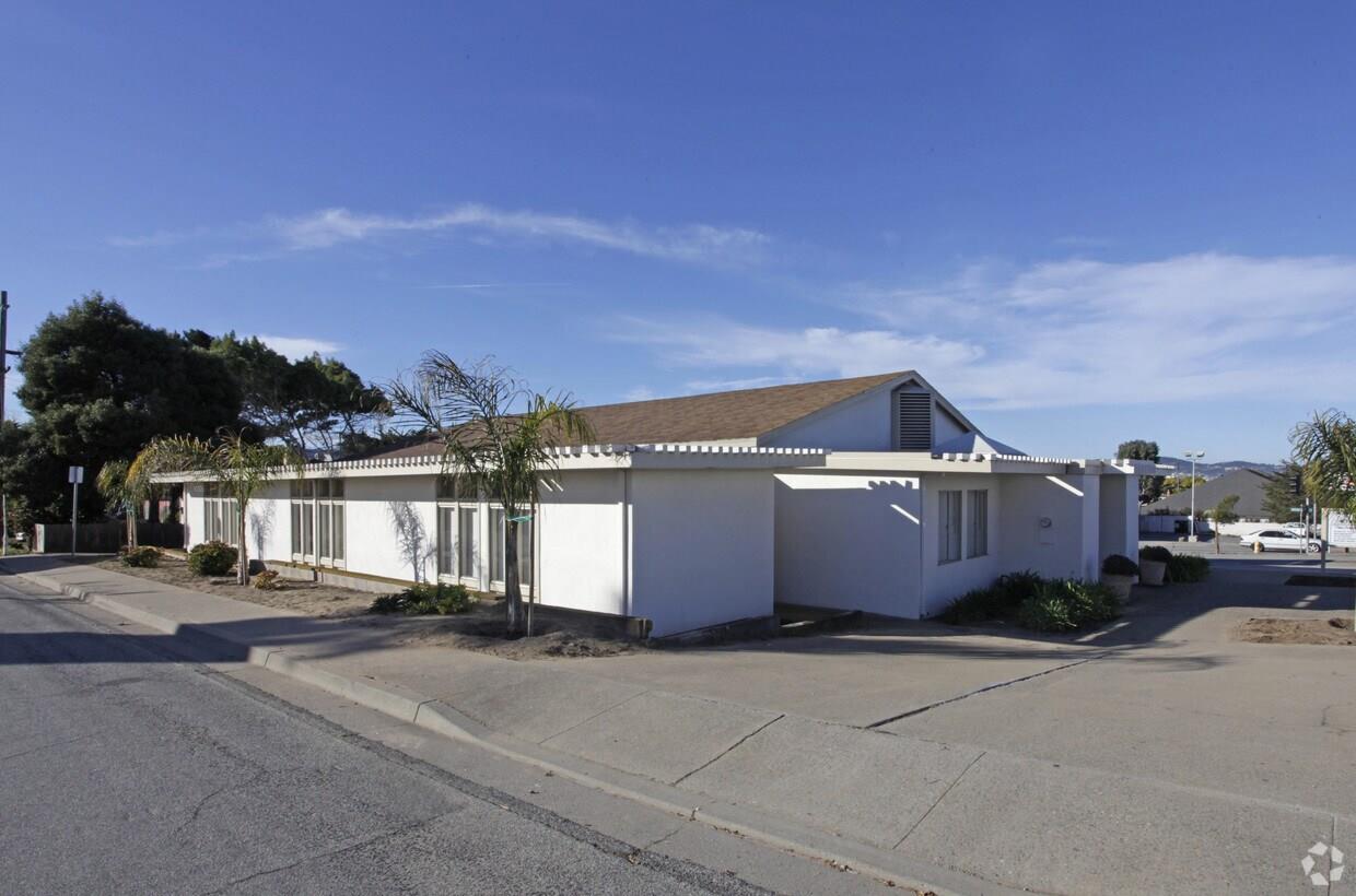 1310 Broadway Ave, Seaside, CA 93955