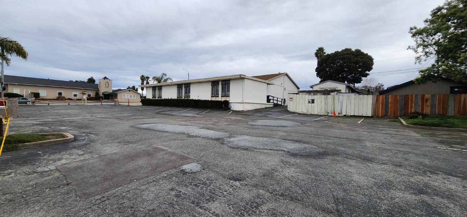 1310 Broadway Ave, Seaside, CA 93955