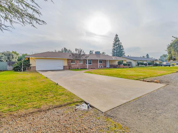6035 E Lyell Ave, Fresno, CA 93727