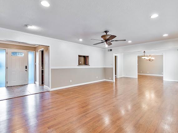 6035 E Lyell Ave, Fresno, CA 93727