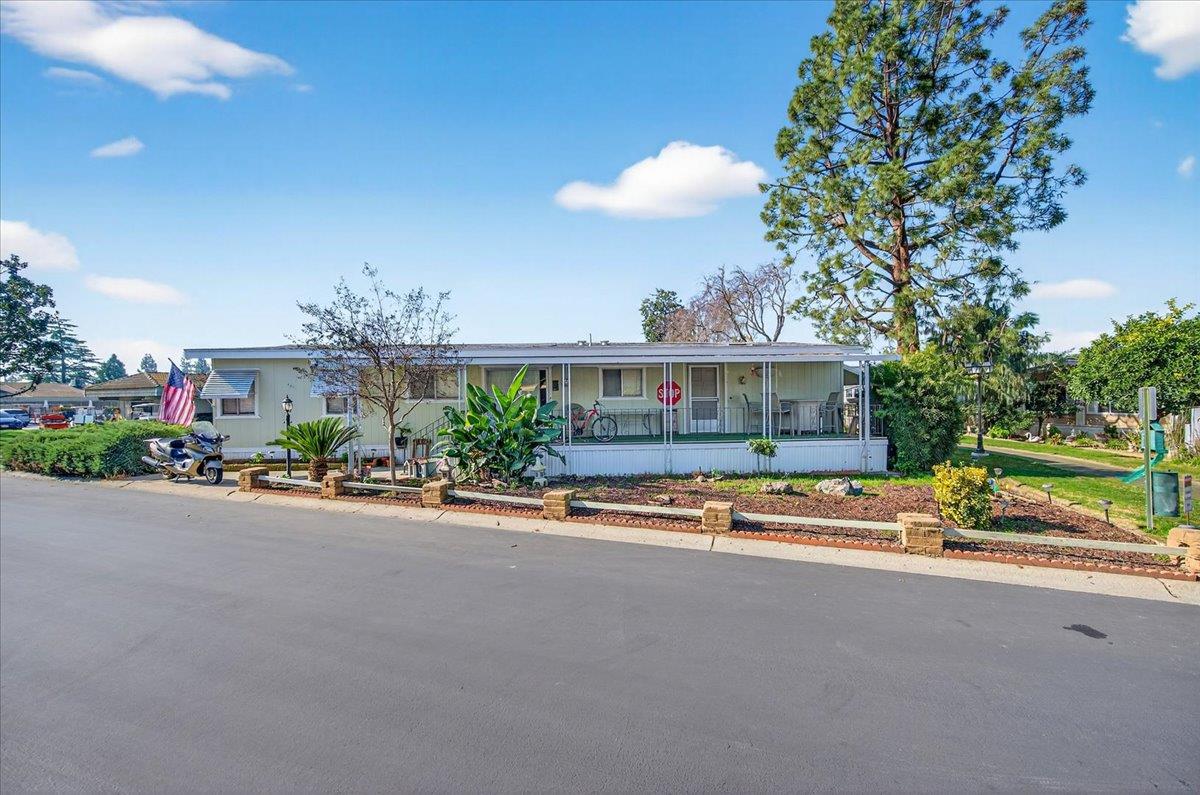 2706 W Ashlan Ave #86, Fresno, CA 93705