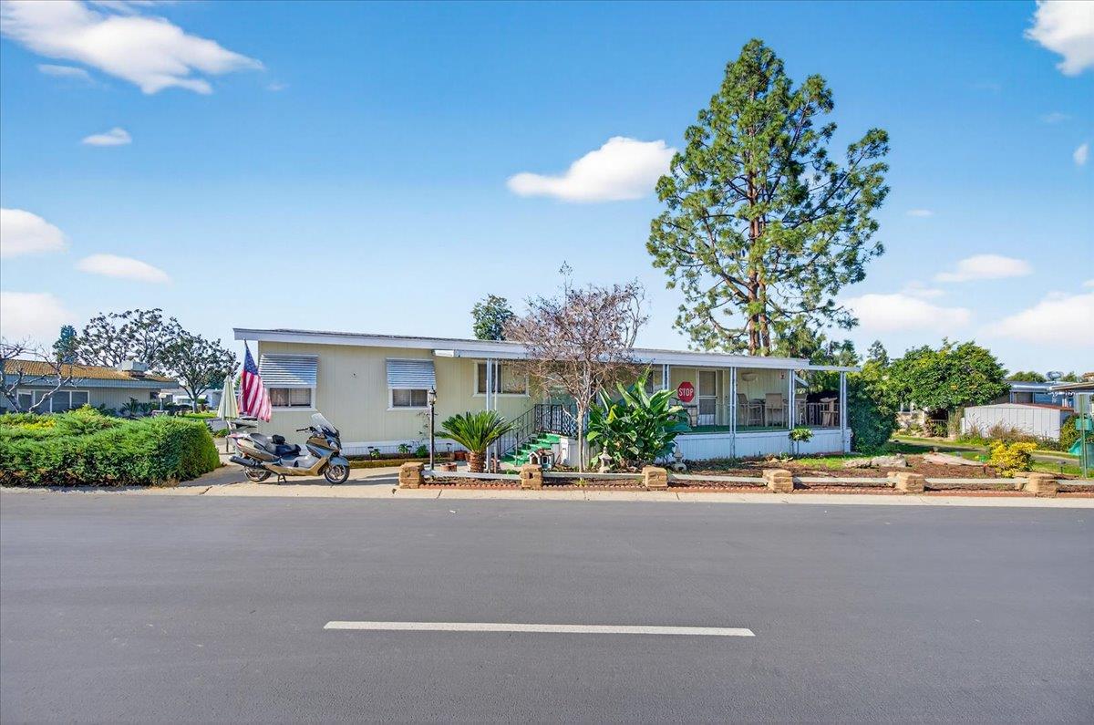 2706 W Ashlan Ave #86, Fresno, CA 93705