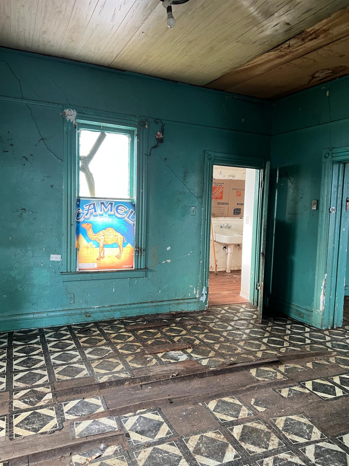 1217 N Palm Ave, Fresno, CA 93728