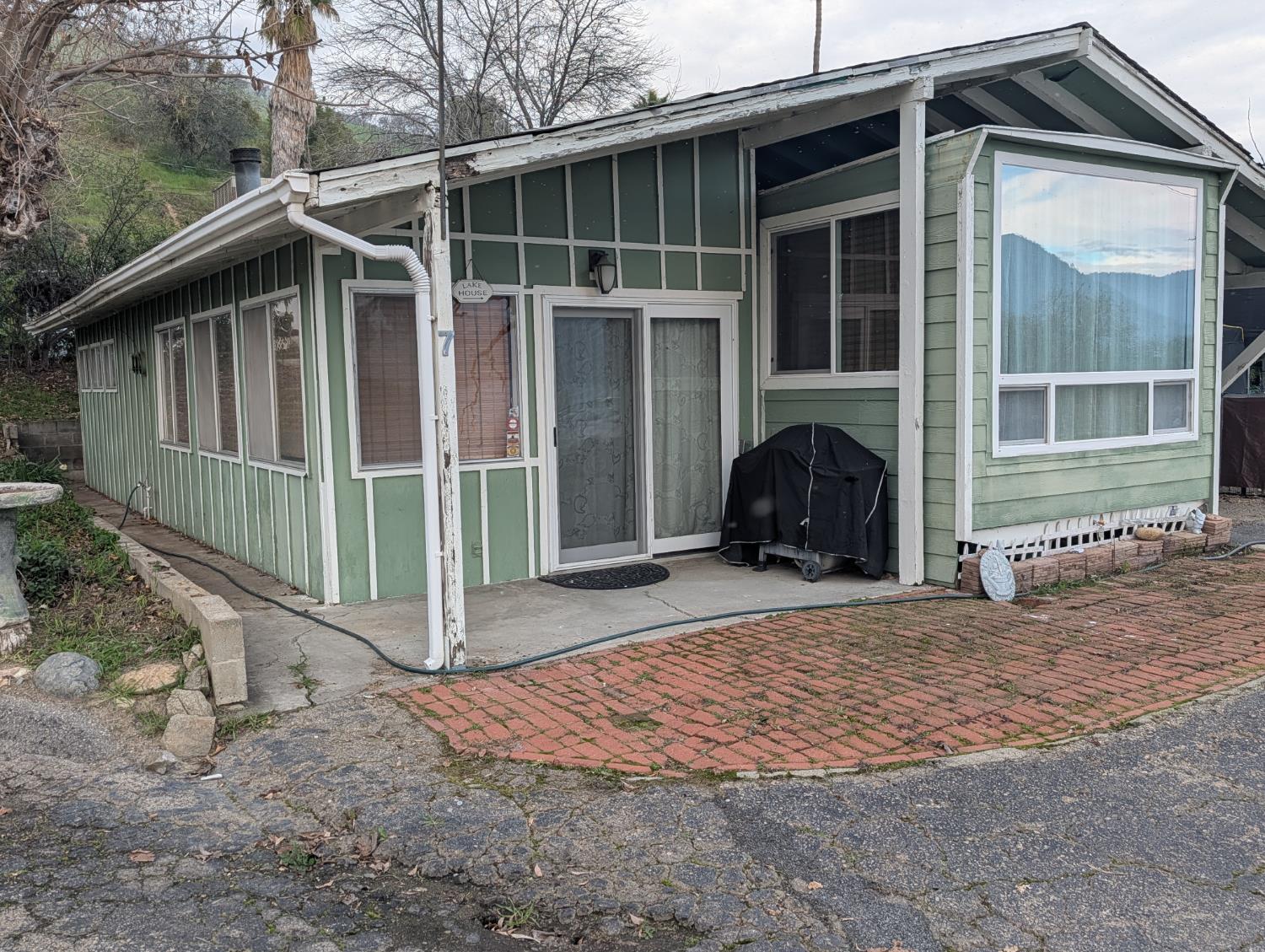 32303 E Trimmer Springs Rd #7, Sanger, CA 93657