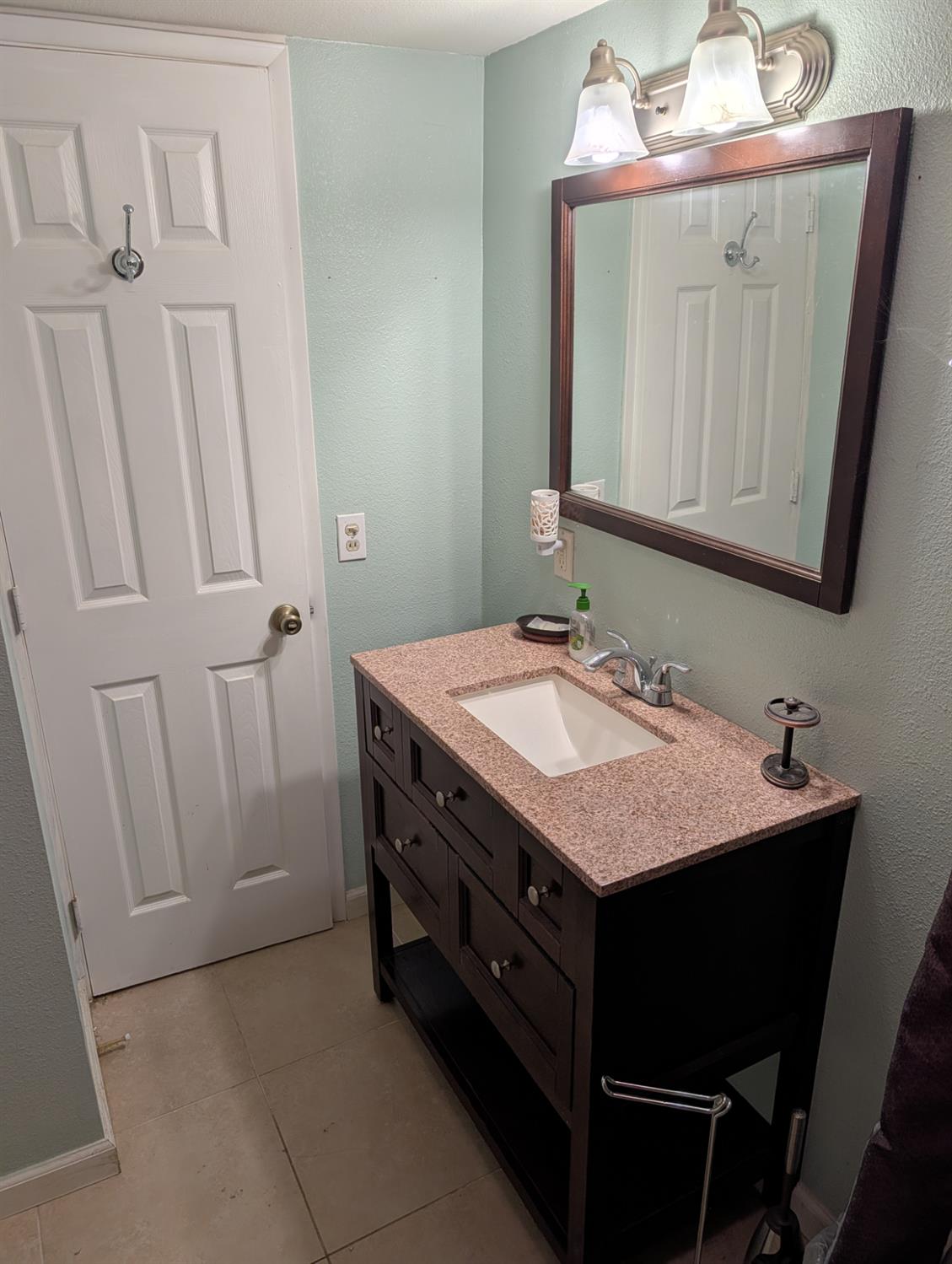 32303 E Trimmer Springs Rd #7, Sanger, CA 93657