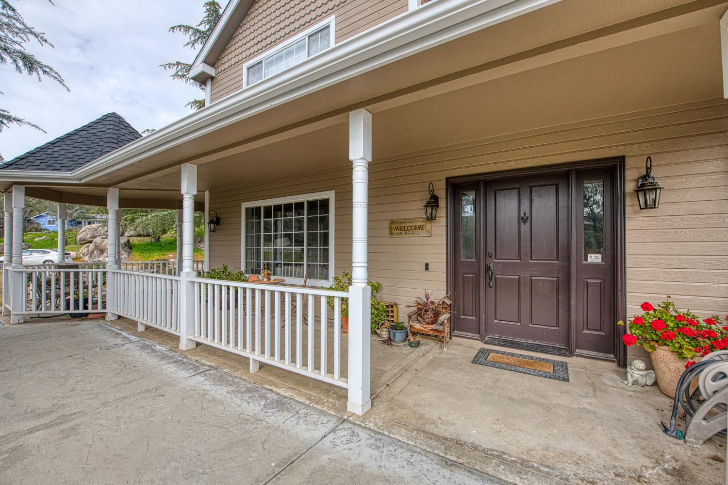 41961 Long Hollow Dr, Coarsegold, CA 93614