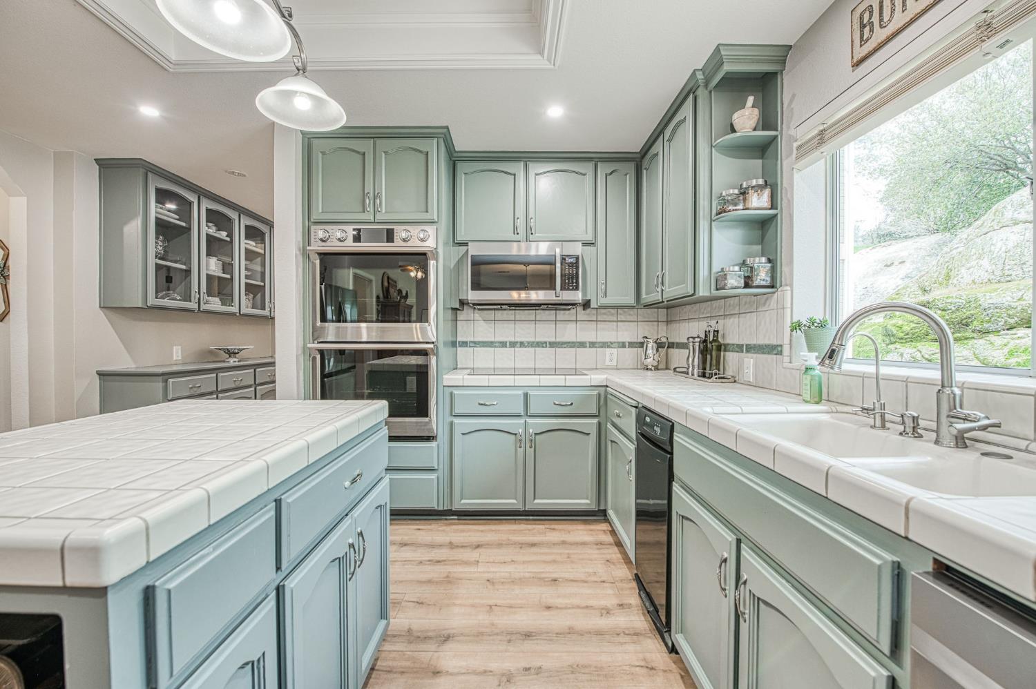 41961 Long Hollow Dr, Coarsegold, CA 93614