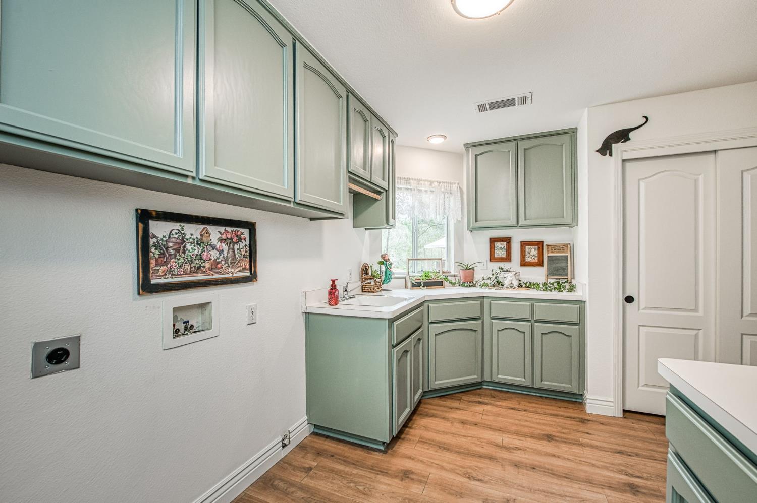 41961 Long Hollow Dr, Coarsegold, CA 93614