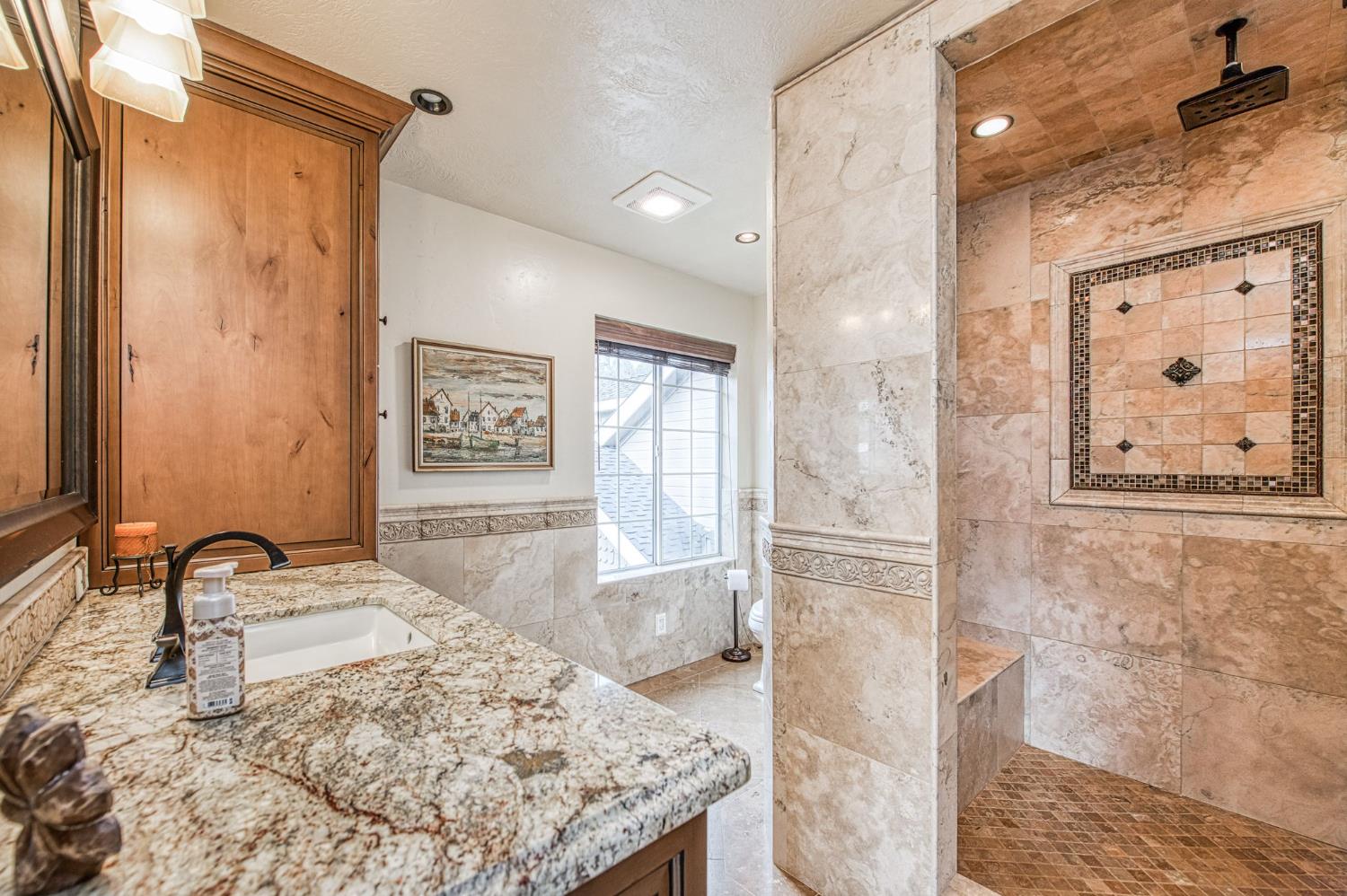 41961 Long Hollow Dr, Coarsegold, CA 93614