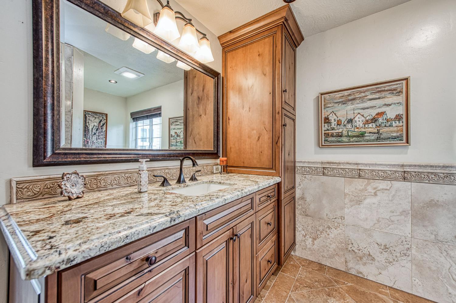 41961 Long Hollow Dr, Coarsegold, CA 93614