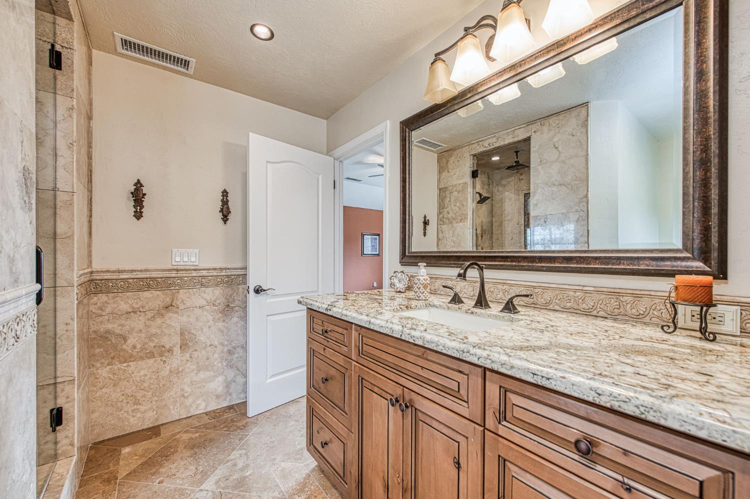 41961 Long Hollow Dr, Coarsegold, CA 93614