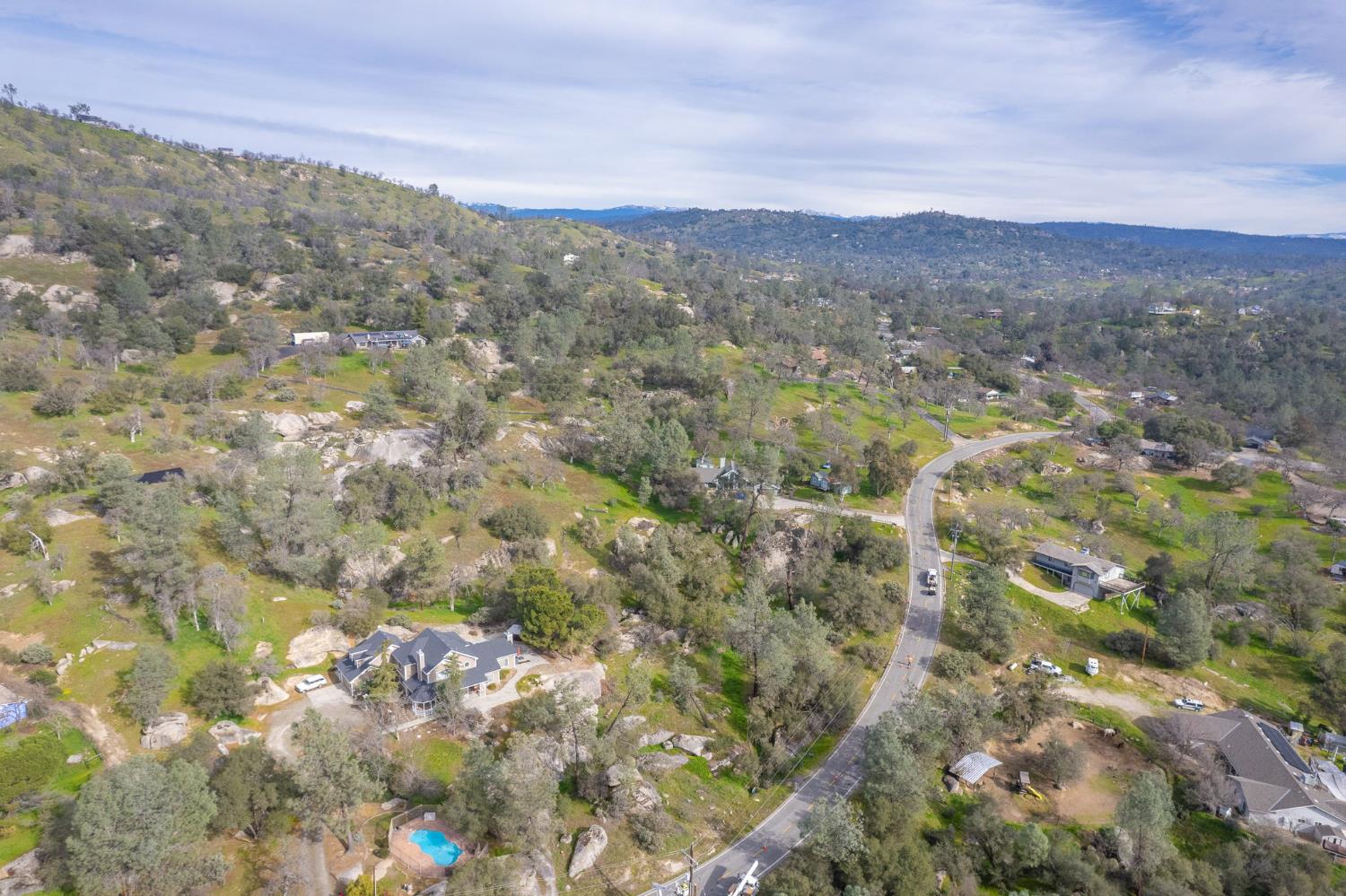 41961 Long Hollow Dr, Coarsegold, CA 93614