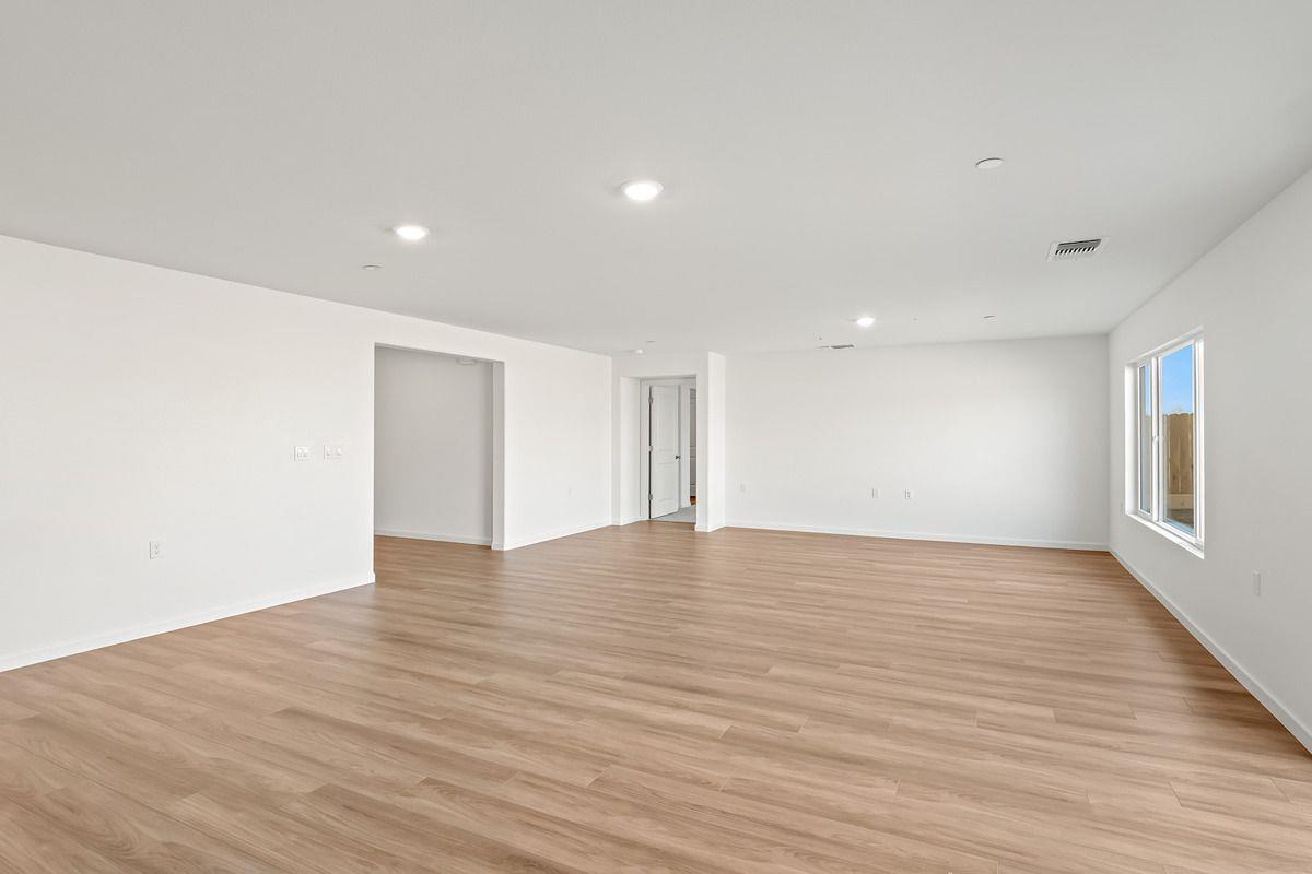 5121 E Audrie Ave, Fresno, CA 93725