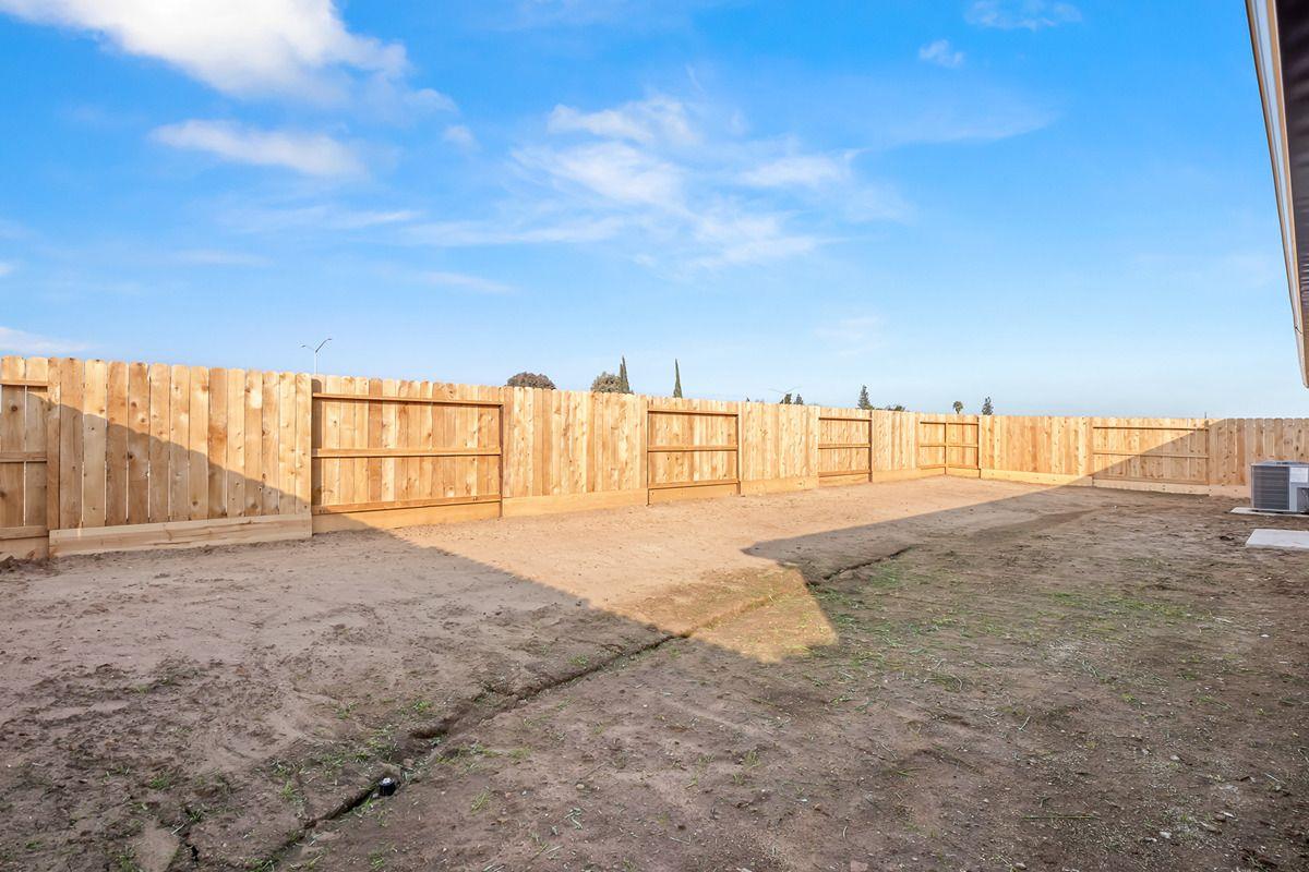 5121 E Audrie Ave, Fresno, CA 93725