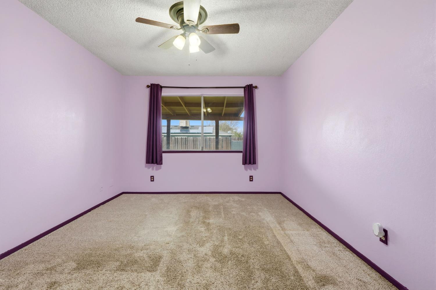 1721 Beverly Ave, Clovis, CA 93611