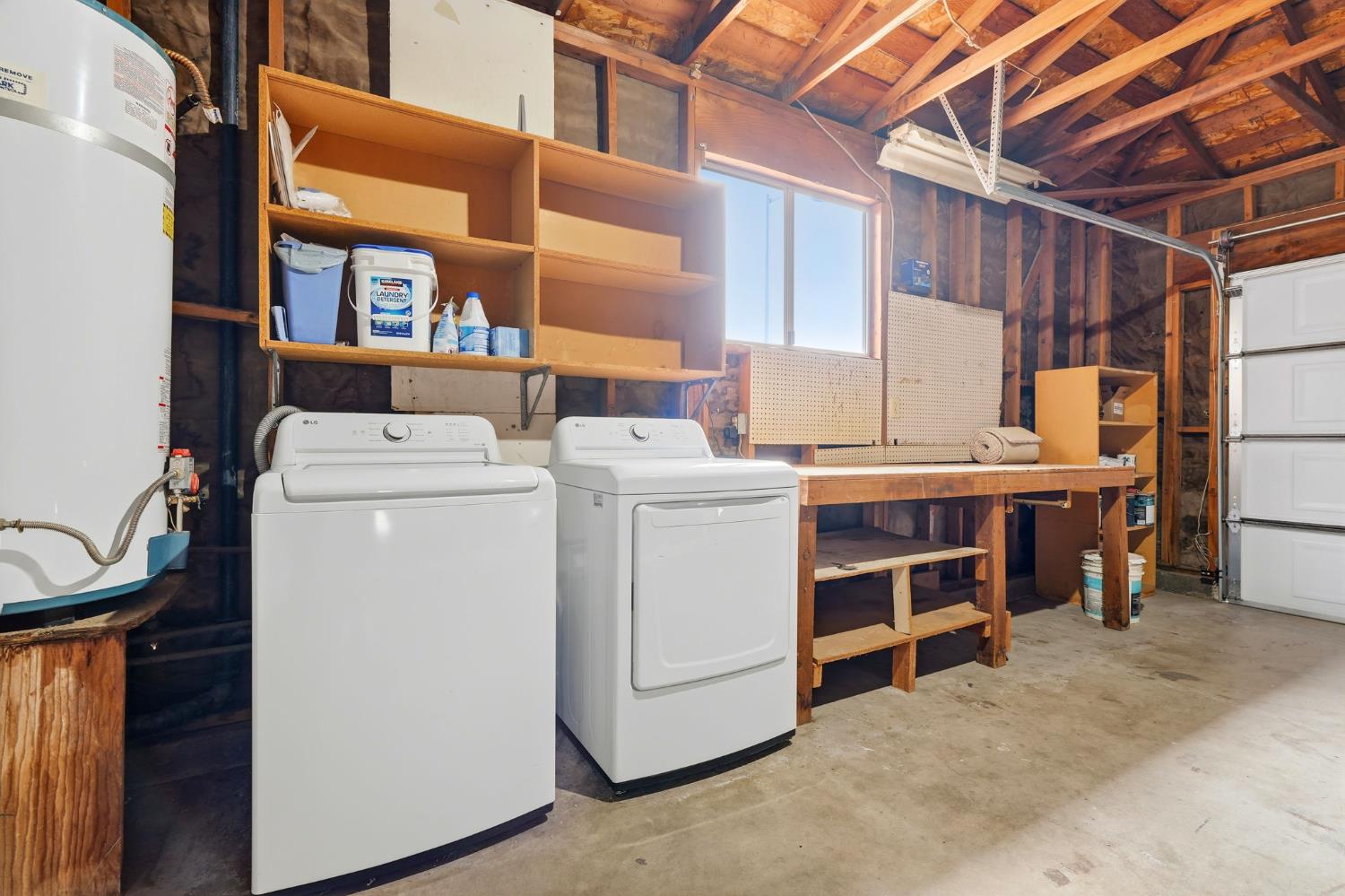 1721 Beverly Ave, Clovis, CA 93611