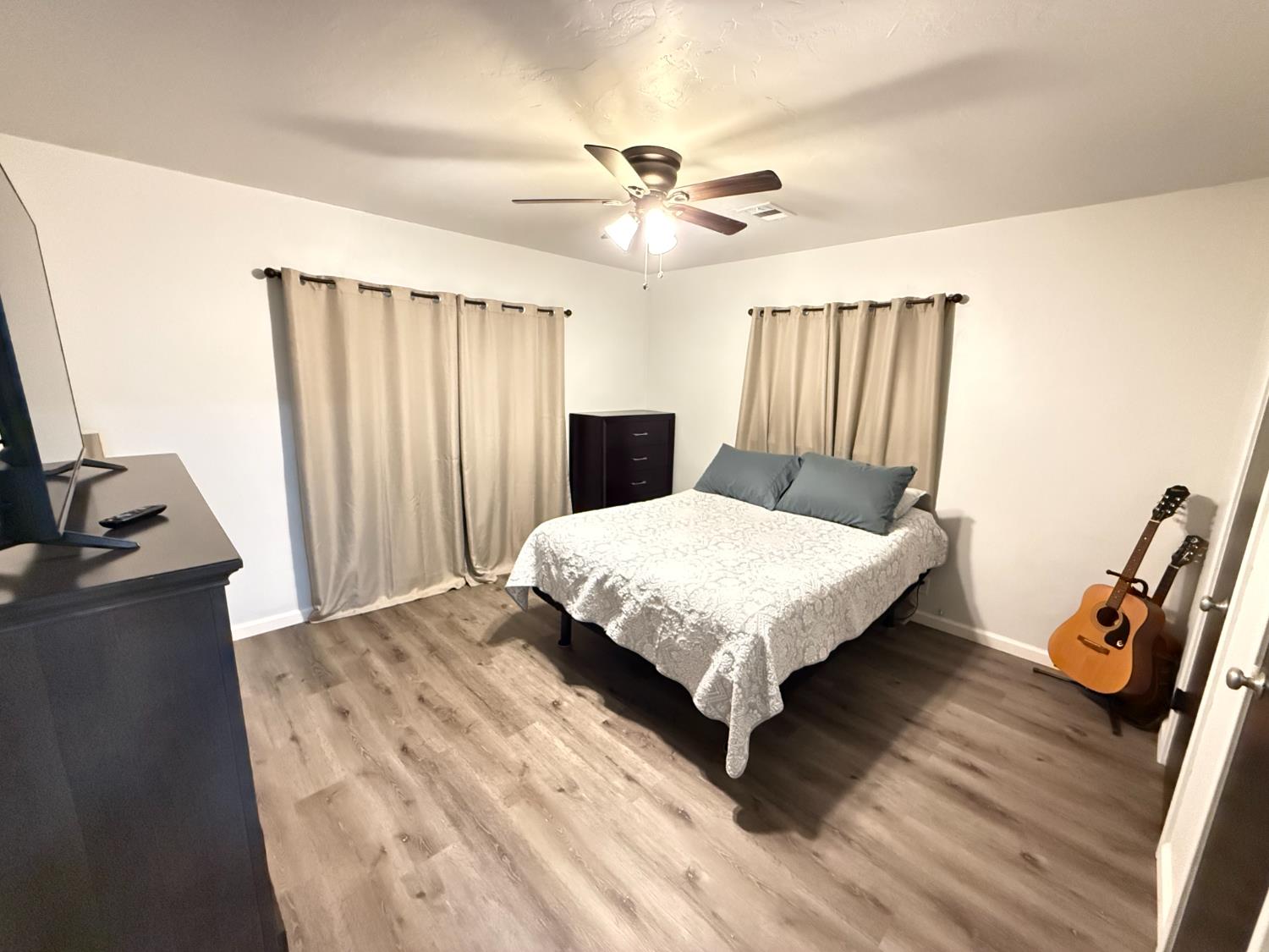 1591 O st, Firebaugh, CA 93622