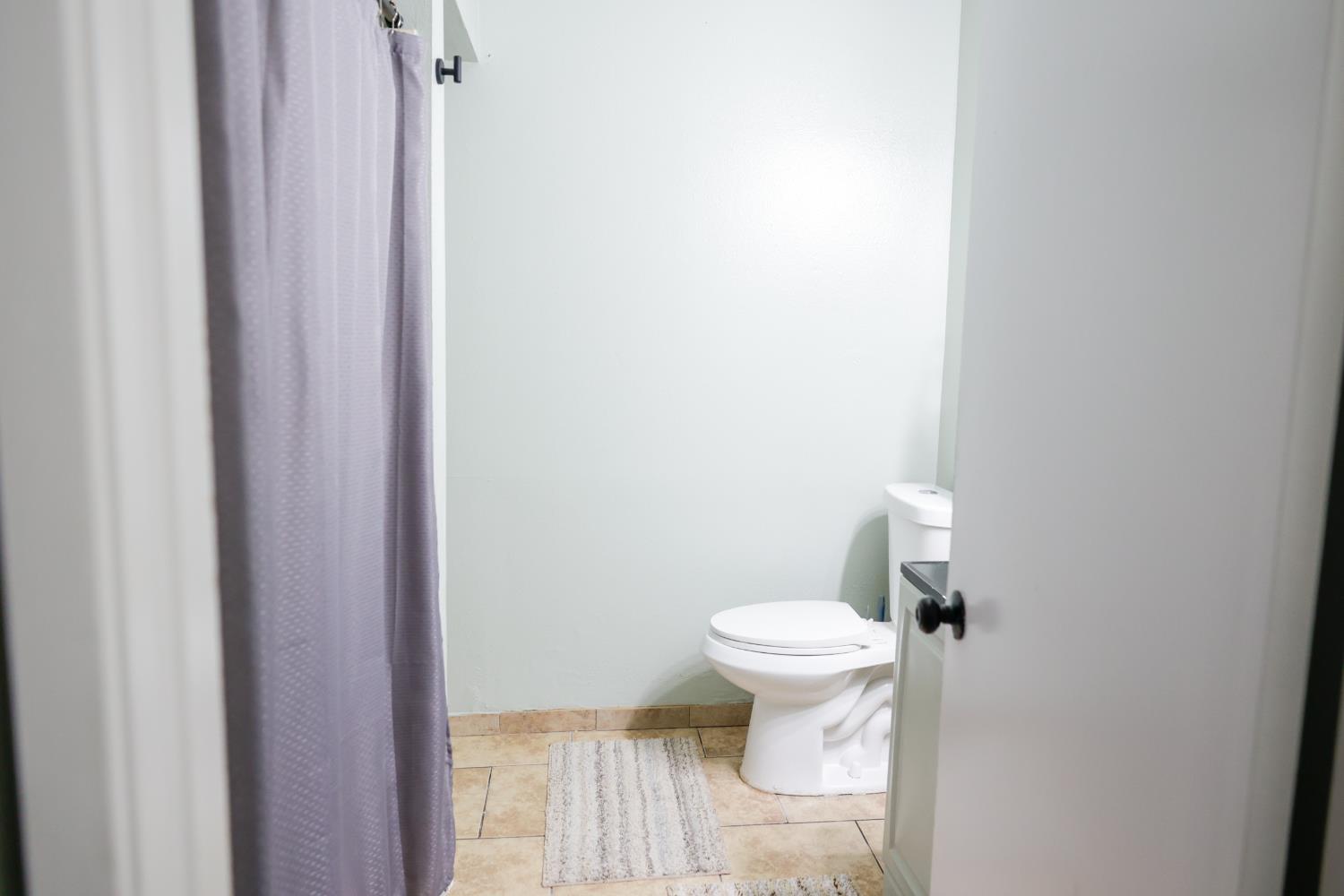 5181 E Olive Ave #113, Fresno, CA 93727