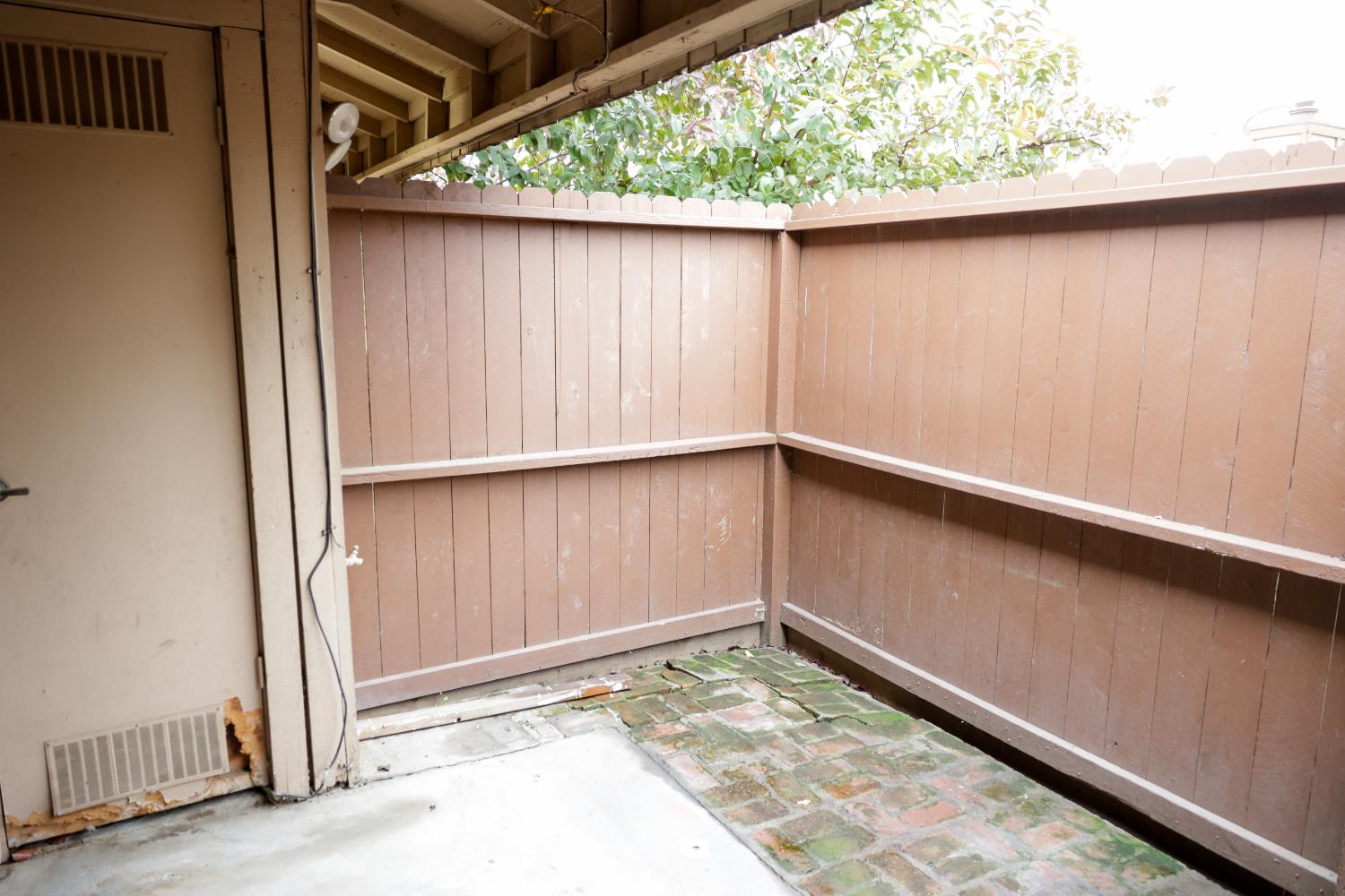 5181 E Olive Ave #113, Fresno, CA 93727