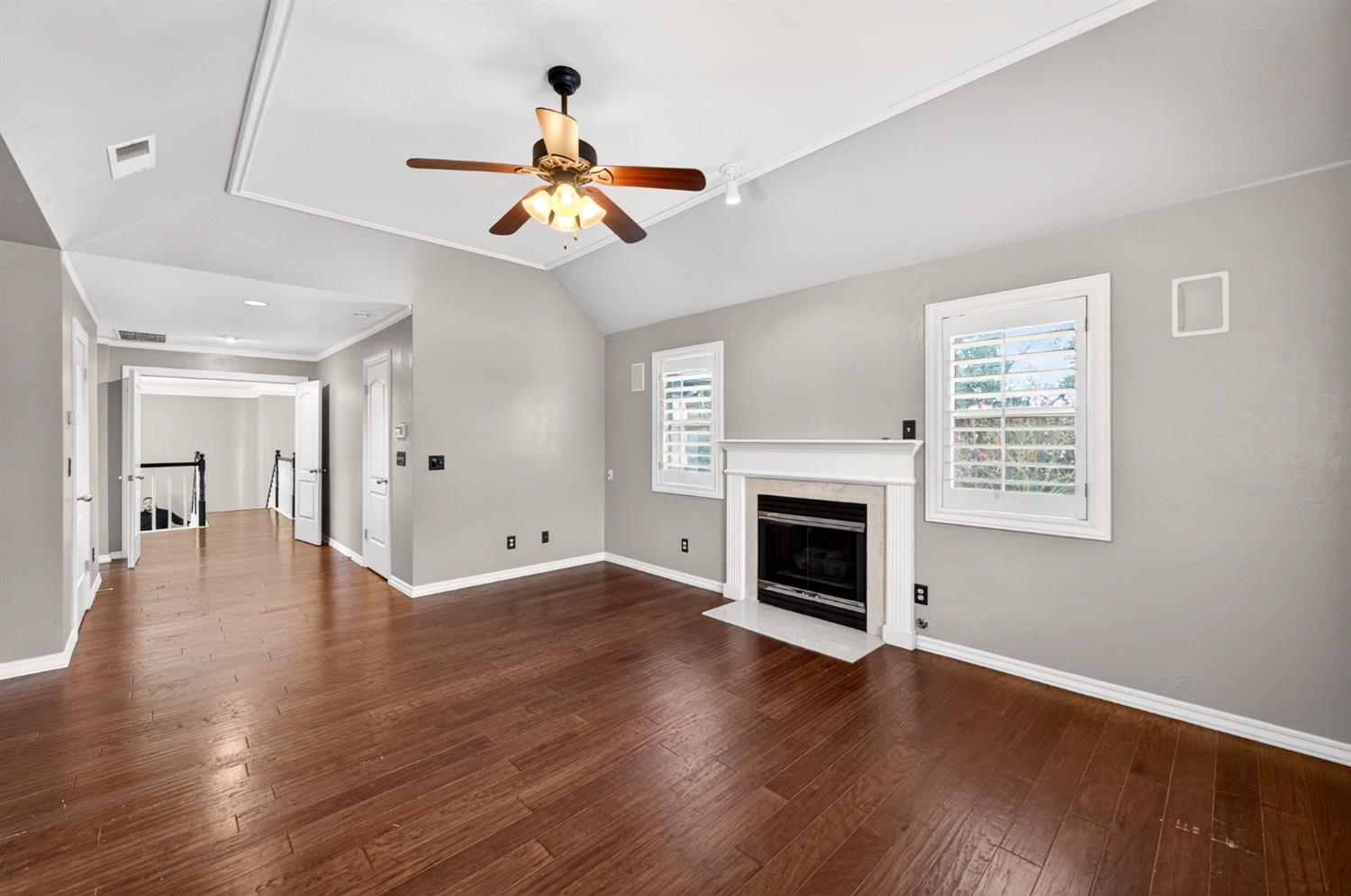 2450 W Beechwood Ave, Fresno, CA 93711