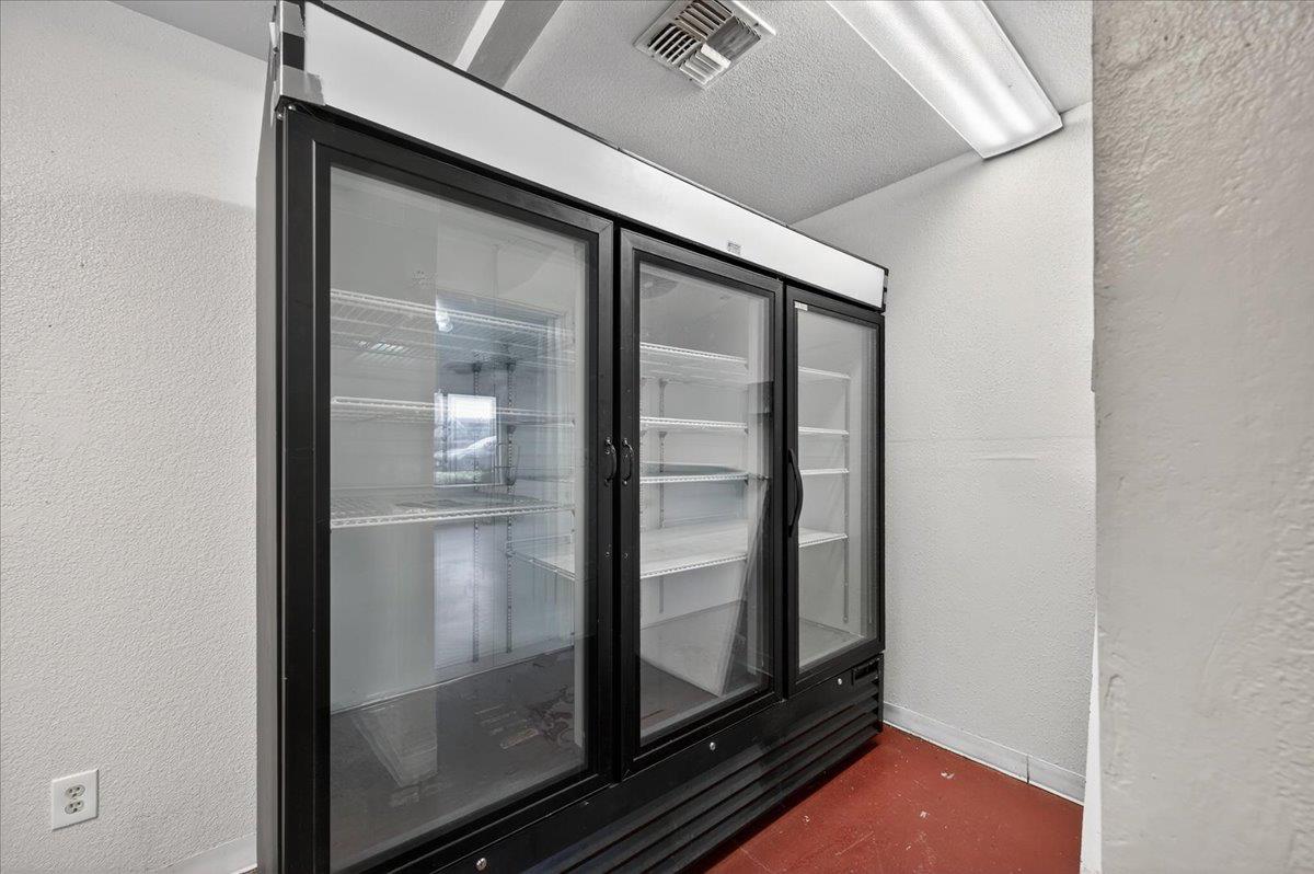 17408 Road 26, Madera, CA 93638