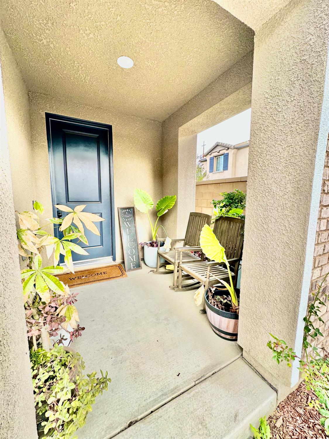 905 Wishon Ave W, Madera, CA 93636