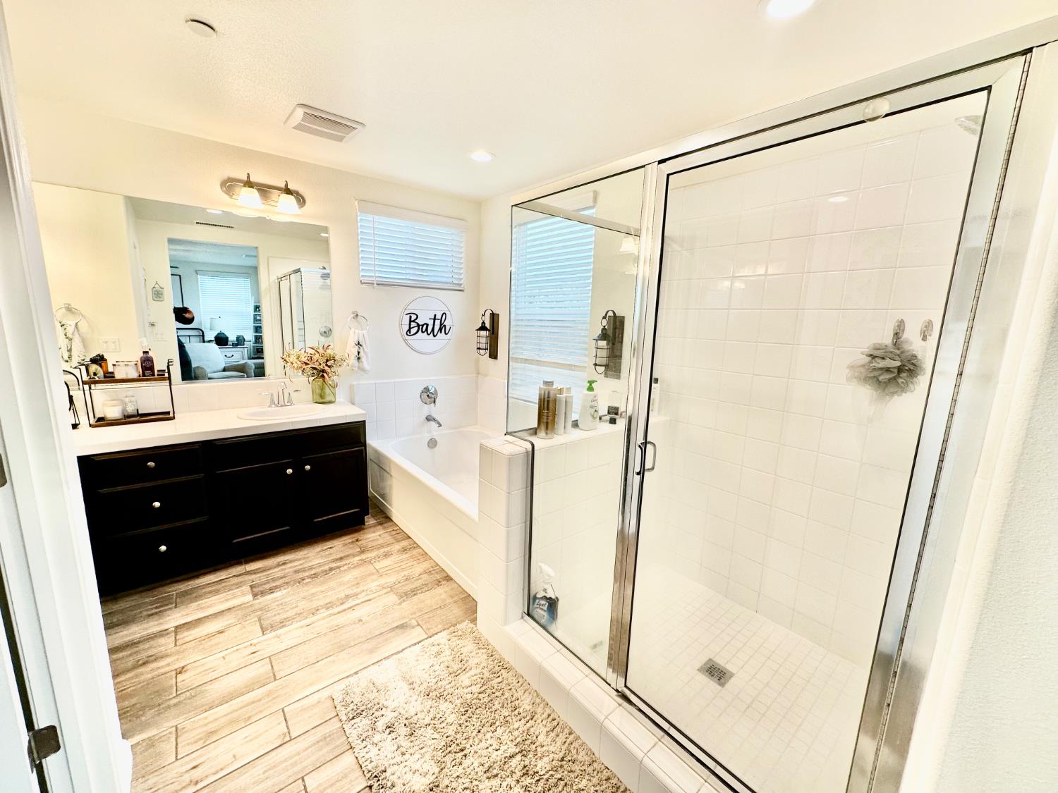 905 Wishon Ave W, Madera, CA 93636