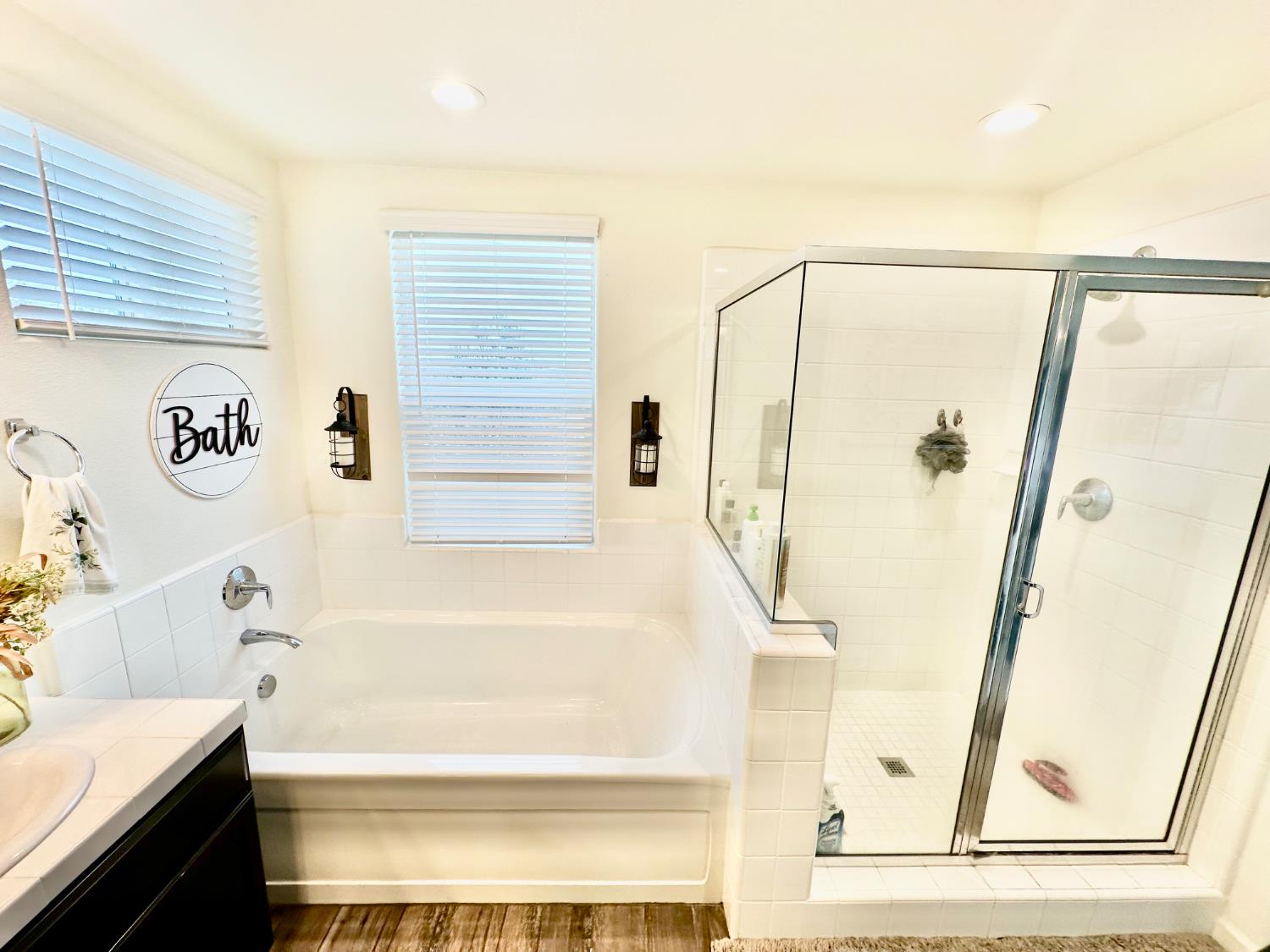 905 Wishon Ave W, Madera, CA 93636