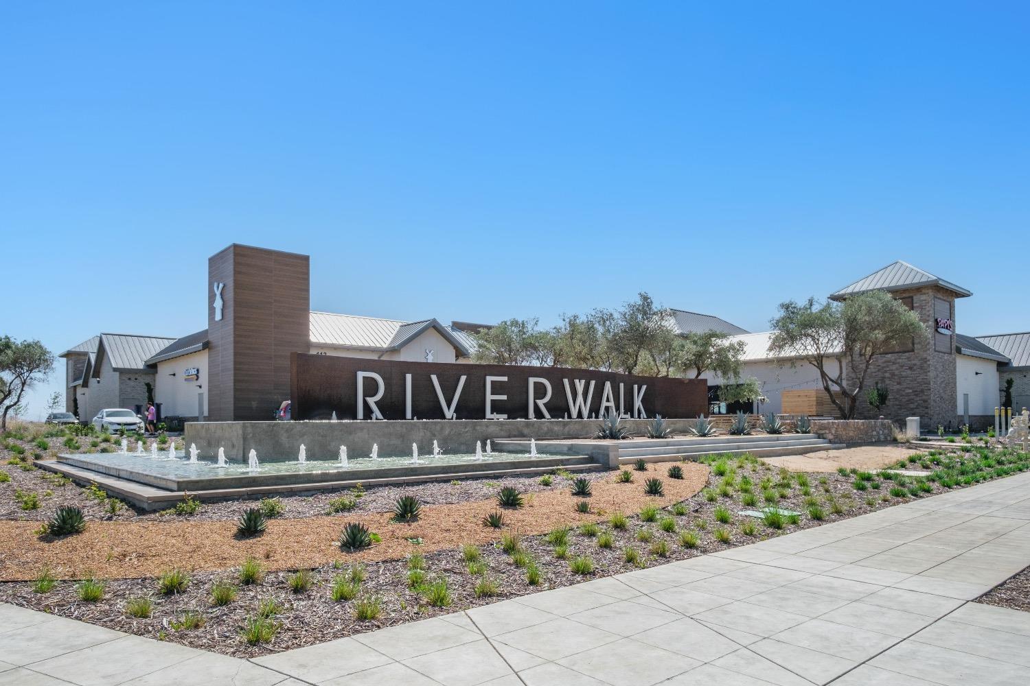 905 Wishon Ave W, Madera, CA 93636