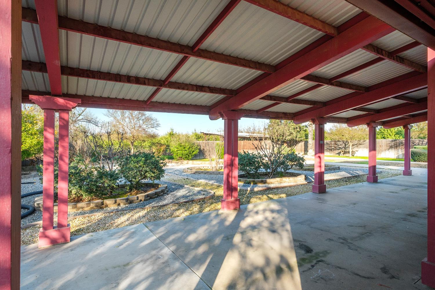 19282 E South Ave, Reedley, CA 93654