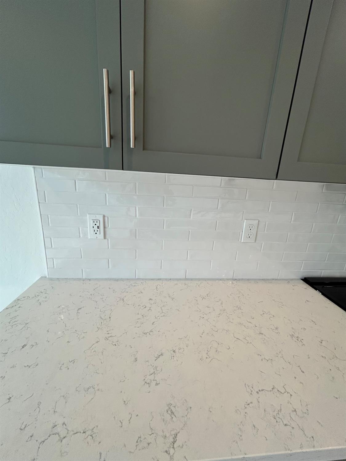 2882 E Corteza Dr, Fresno, CA 93730