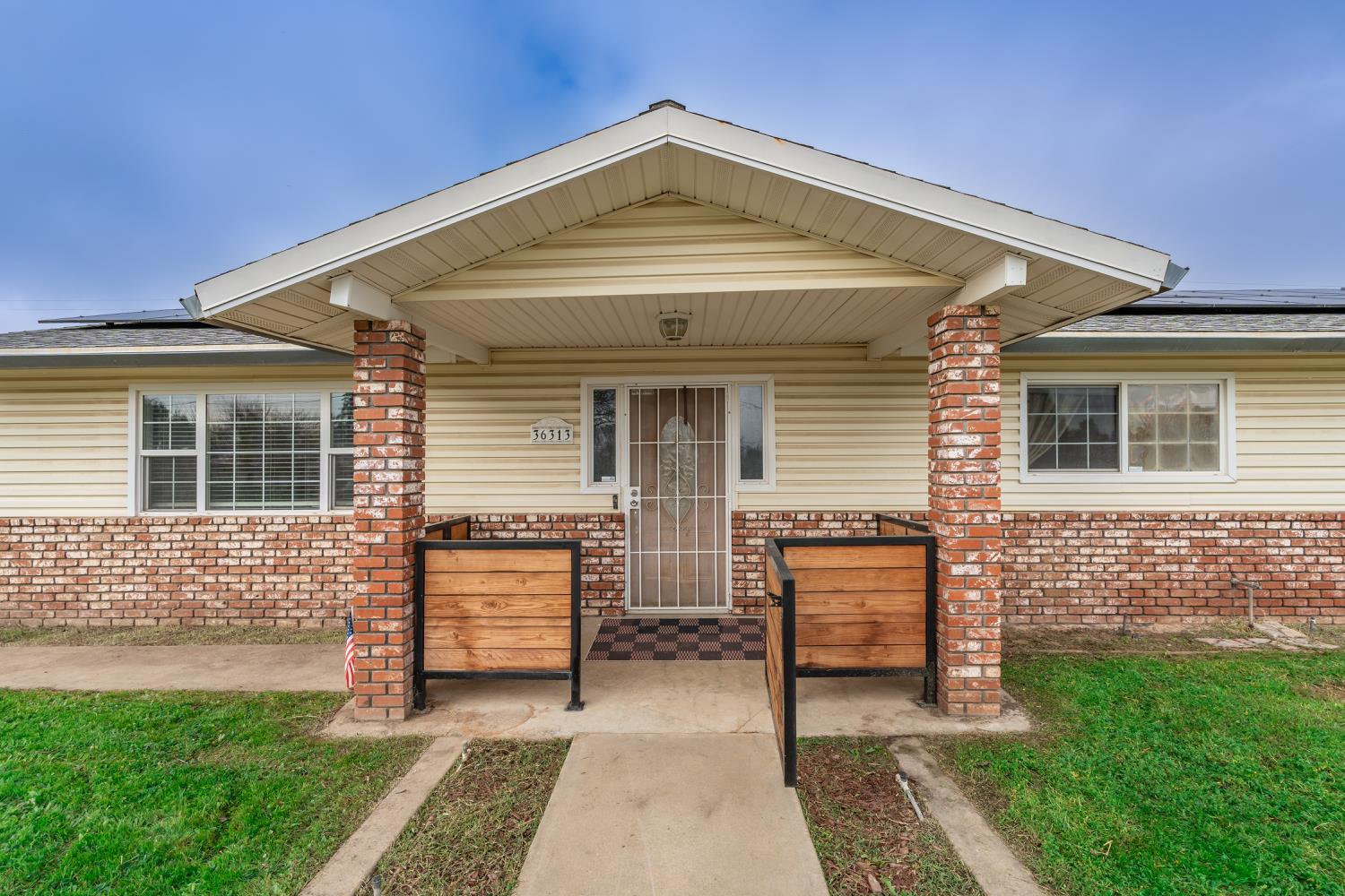 36313 Avenue 12, Madera, CA 93636