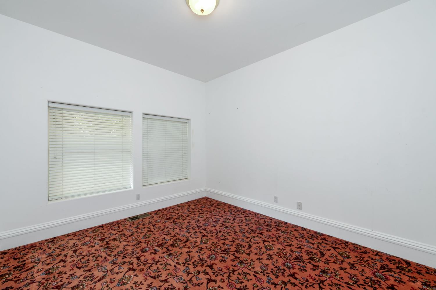 4715 E Copper Ave, Clovis, CA 93619