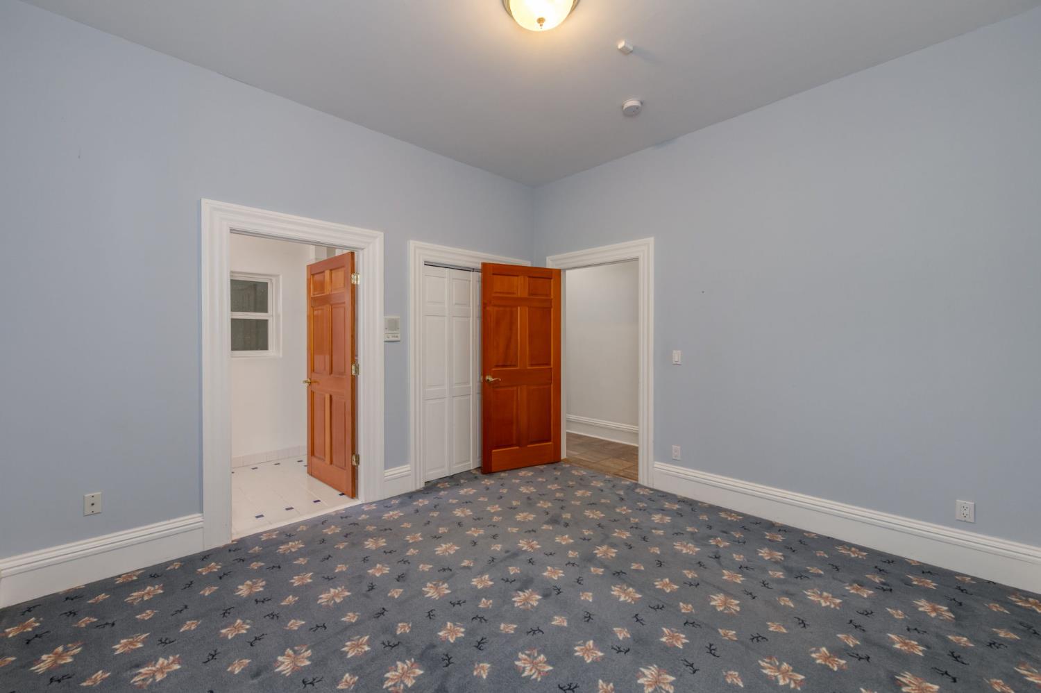 4715 E Copper Ave, Clovis, CA 93619